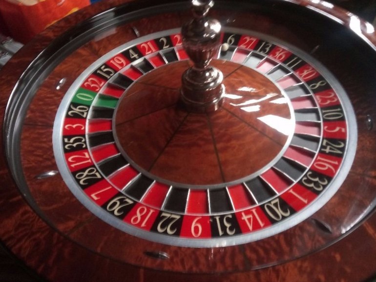 roulette betting strategy